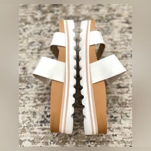 Reef Cushion Vista Hi Platform Sandals Size 9 White Tan